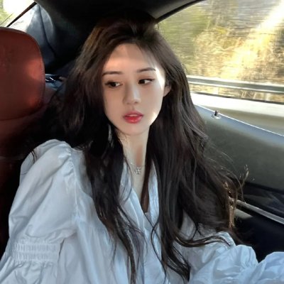 巨蛇闯女校